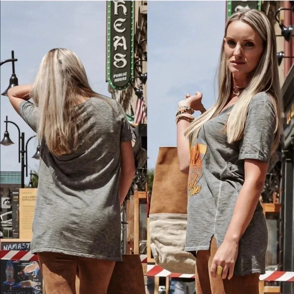 Desert Vibes Graphic Tee - Picture 2 of 11